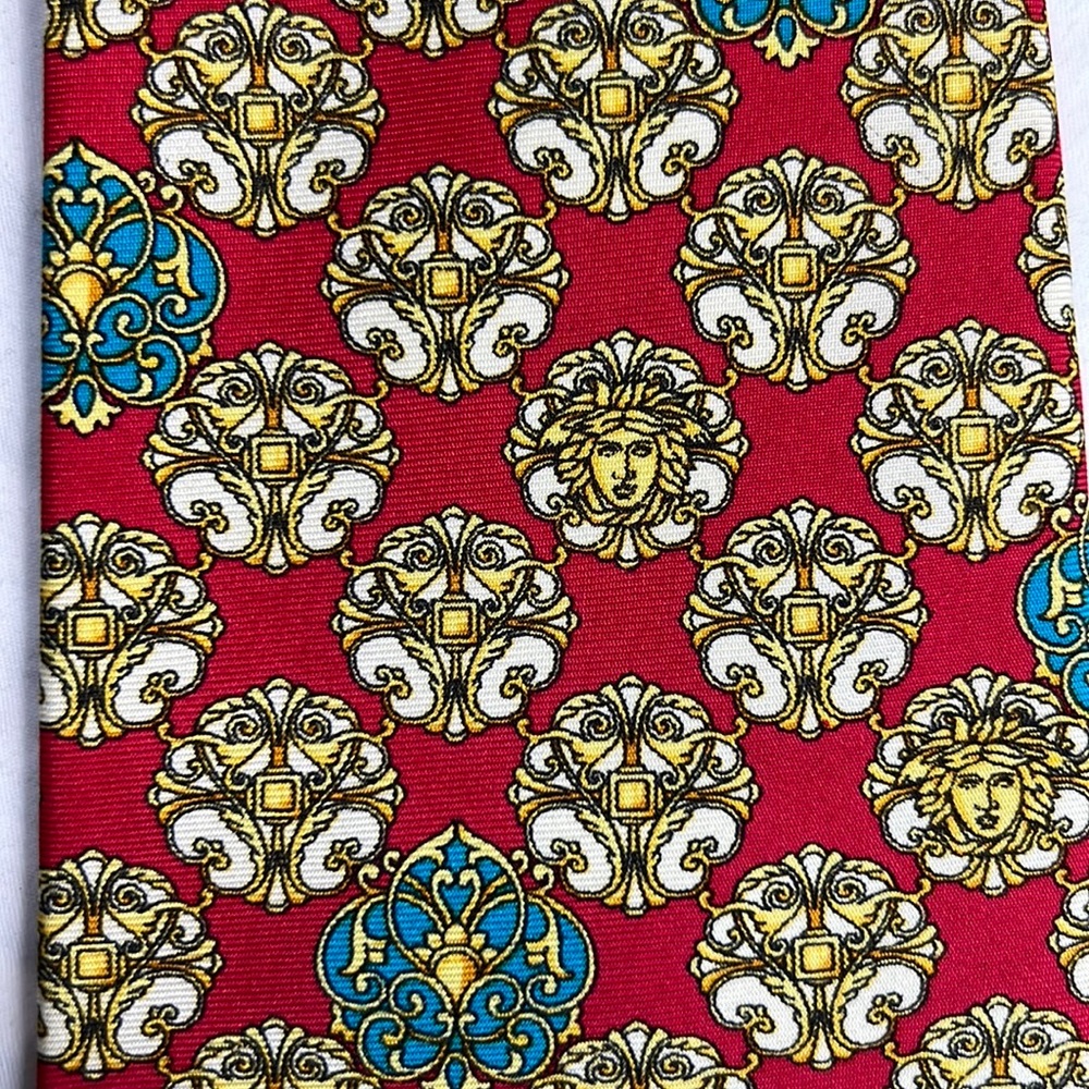 Classic Versace Silk Red Background Medusa Head T… - image 7